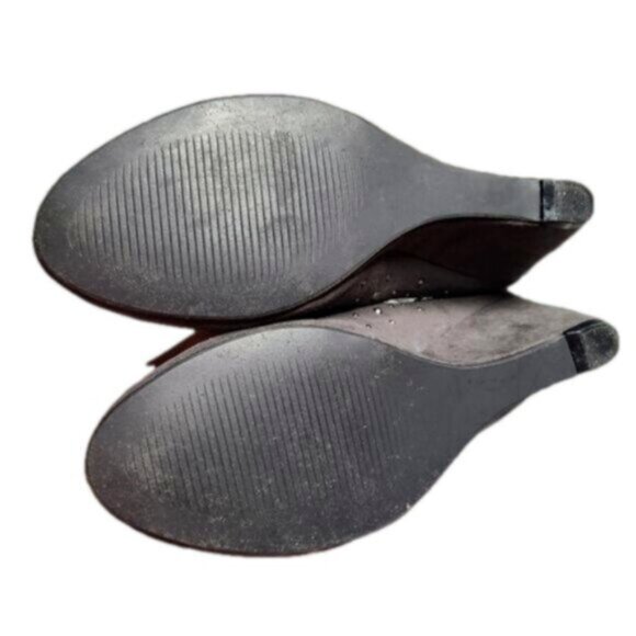 Suede Grey Embellished Glitter Business Casual Round Toe Low Wedge Pump Heels - Picture 7 of 7